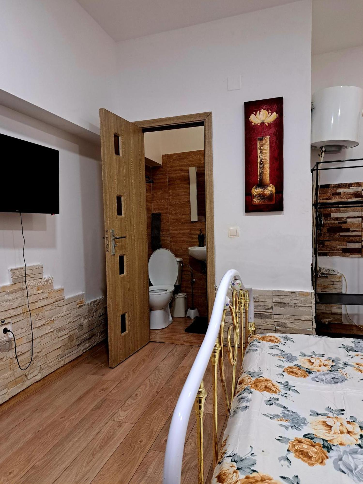 Regim Hotelier Pietonala Oradea Zewnętrze zdjęcie
