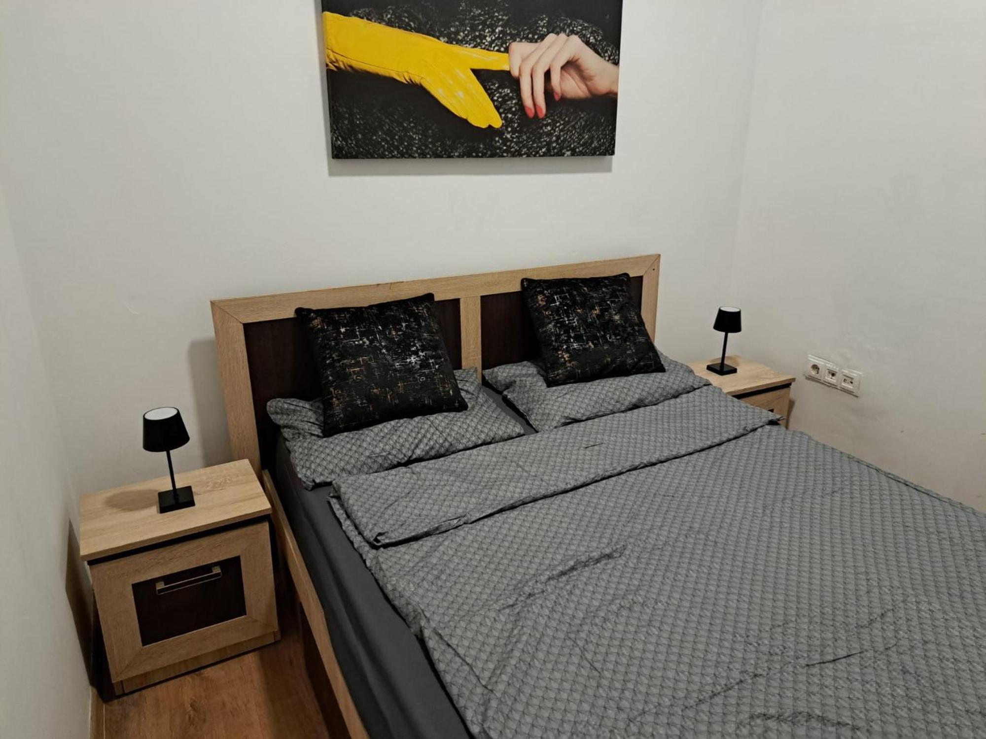 Regim Hotelier Pietonala Oradea Zewnętrze zdjęcie